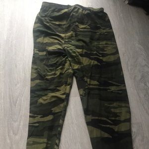 Super soft Camo leggings